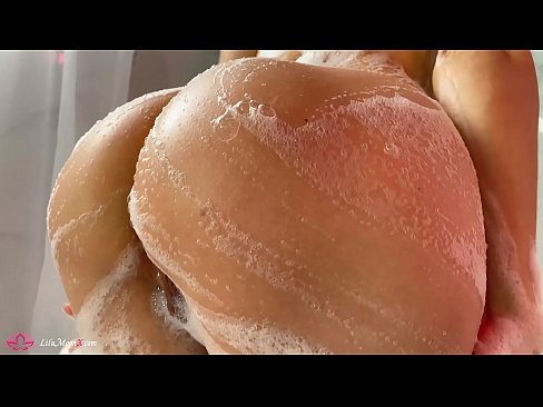 ❤️ Brineta masturbira macu vibratorom do intenzivnog orgazma pod tušem ❤️ Porno video u pornografiji hr.rionews.top ☑