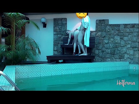 ❤️ Šef poziva sobaricu na bazen, ali nije mogao odoljeti vrućini ❤️ Porno video u pornografiji hr.rionews.top ☑